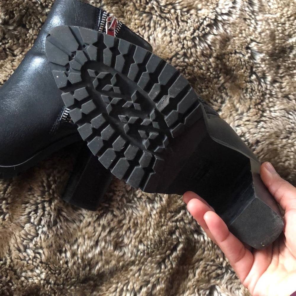 Booties - Picture 3 of 6